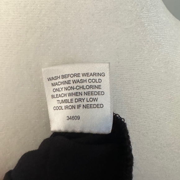 Black Short Sleeve Lace Tee - Picture 7 of 8